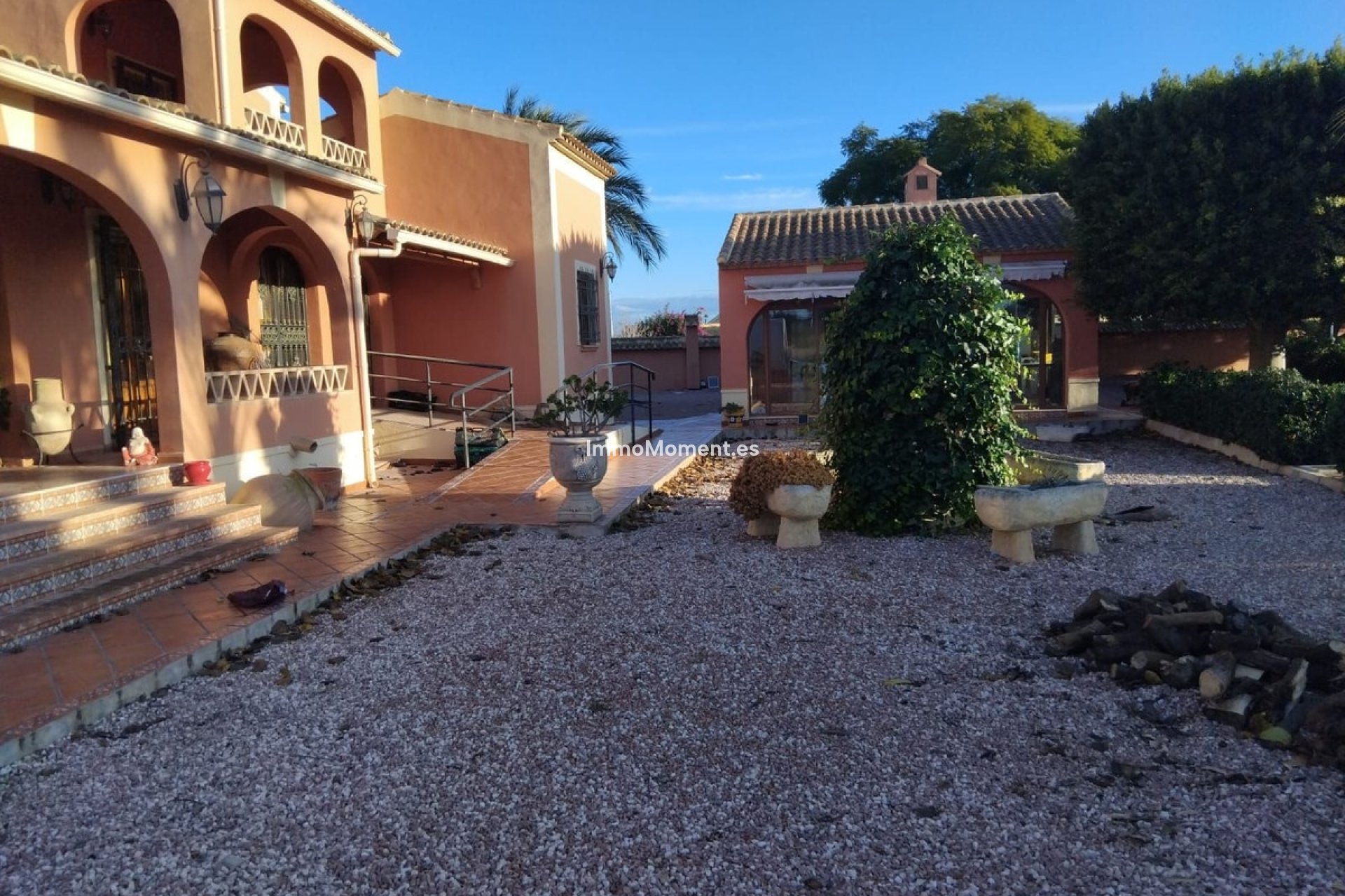 Reventa - Villa independiente - Dolores - Dolores Centro