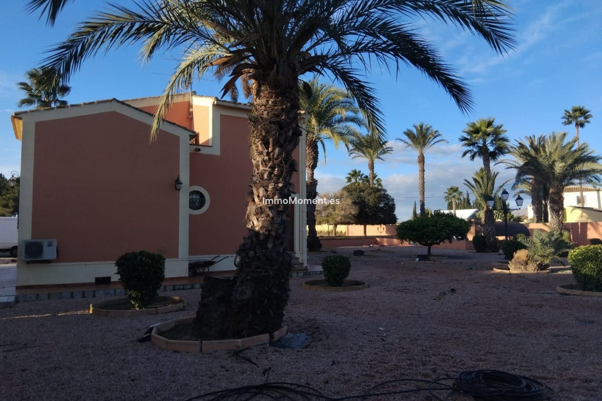 Reventa - Villa independiente - Dolores - Dolores Centro