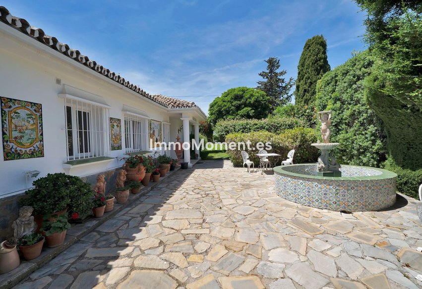 Reventa - Villa independiente - El Paraiso - New Golden Mile