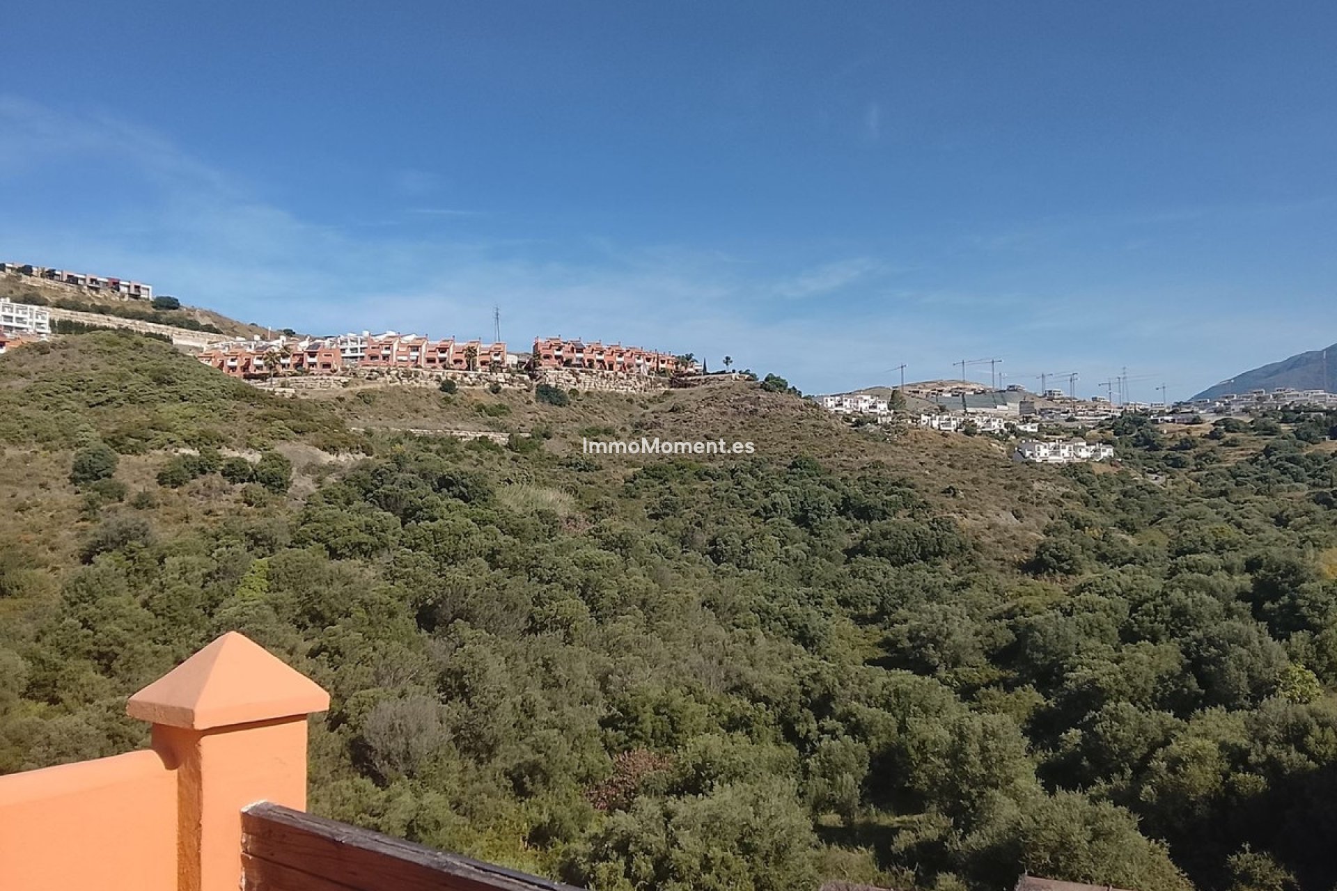 Reventa - Villa independiente - El Paraiso - New Golden Mile