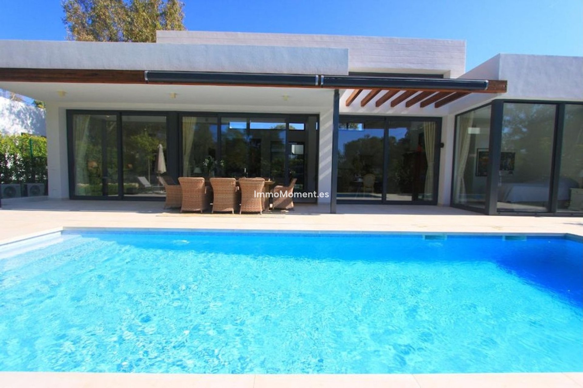 Reventa - Villa independiente - Estepona  - Atalaya