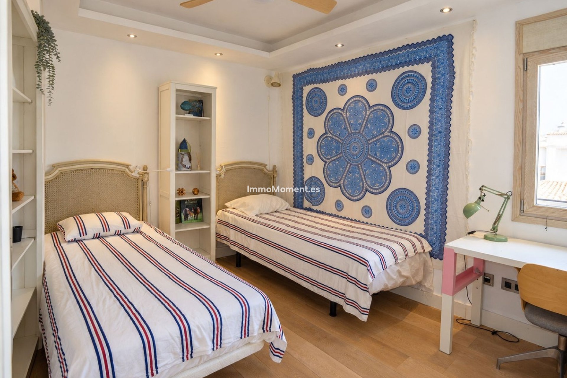 Reventa - Villa independiente - Estepona  - Atalaya