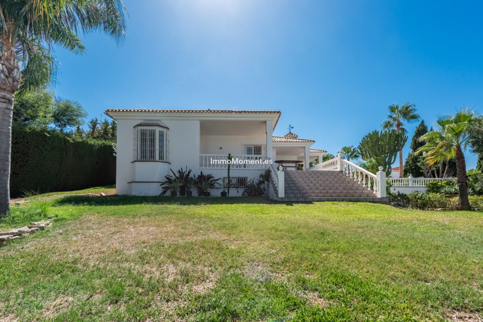 Reventa - Villa independiente - Estepona  - Atalaya
