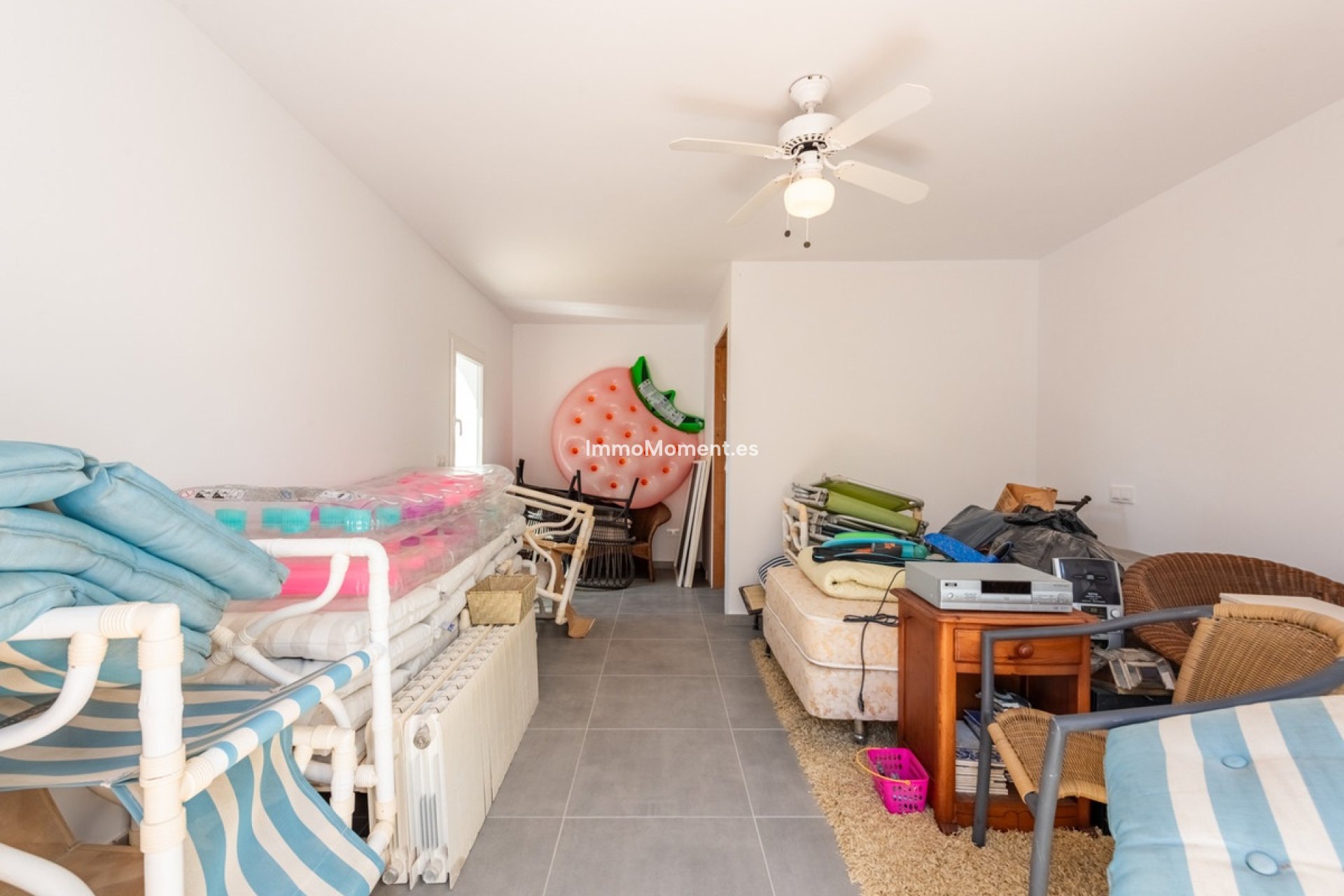 Reventa - Villa independiente - Estepona  - Atalaya