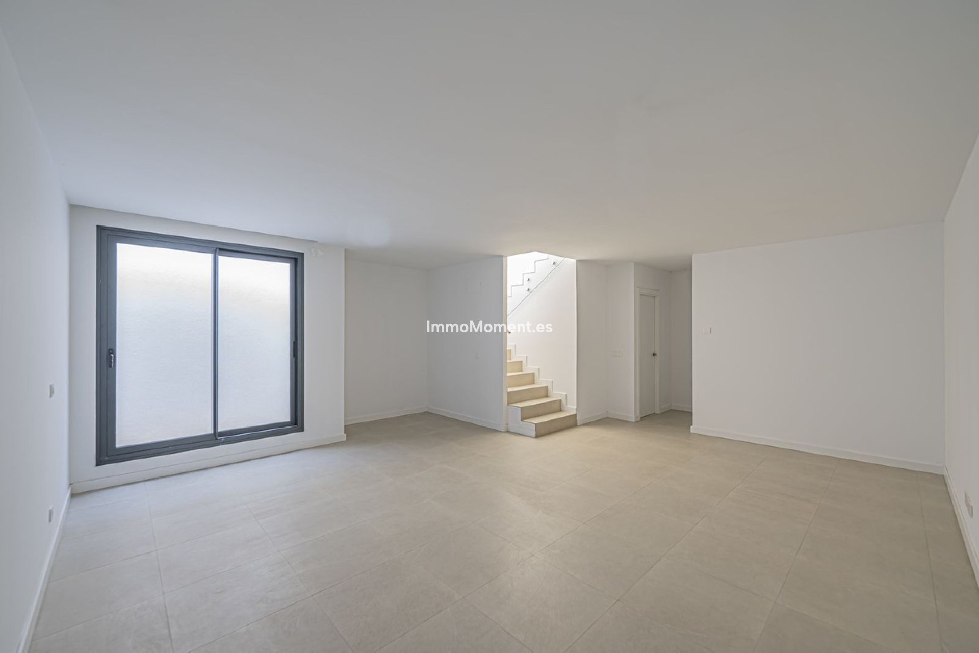 Reventa - Villa independiente - Estepona  - Atalaya