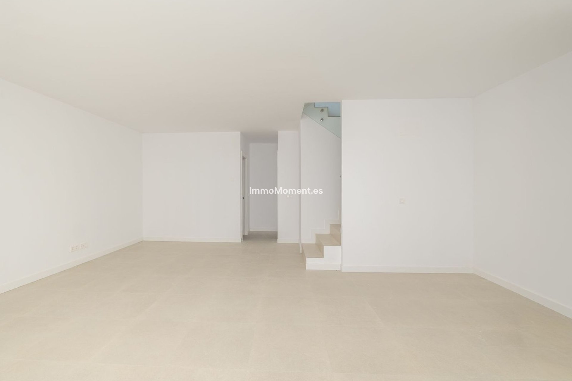 Reventa - Villa independiente - Estepona  - Atalaya