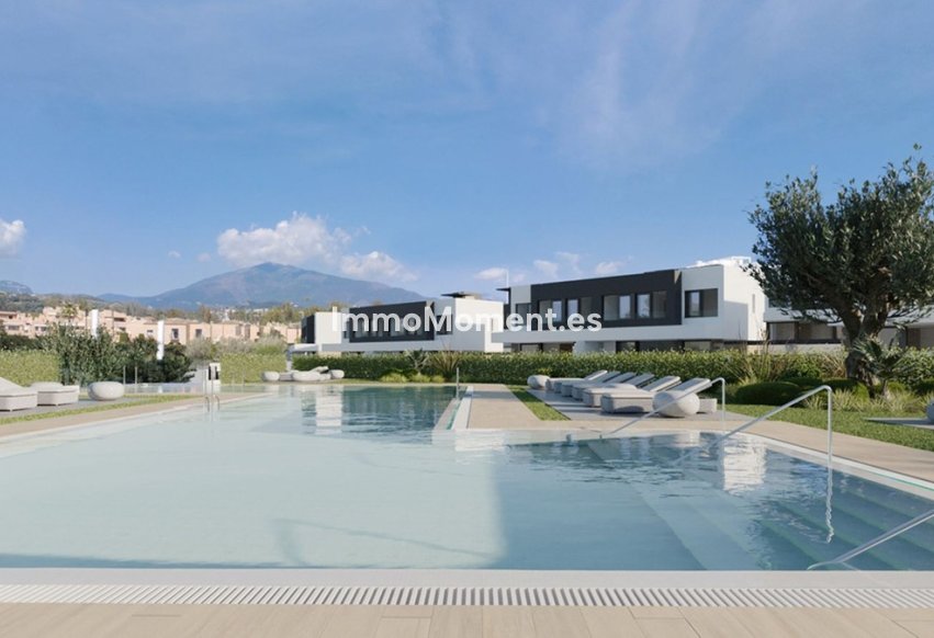 Reventa - Villa independiente - Estepona  - Atalaya
