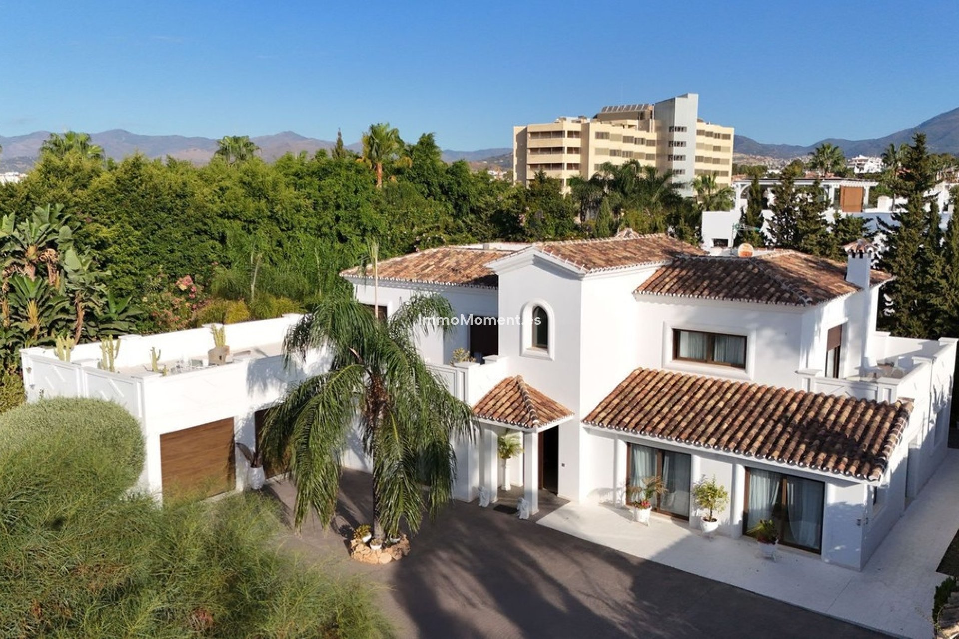 Reventa - Villa independiente - Estepona  - Atalaya