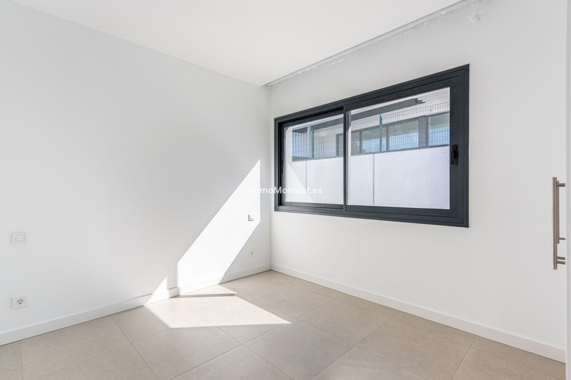 Reventa - Villa independiente - Estepona  - Atalaya