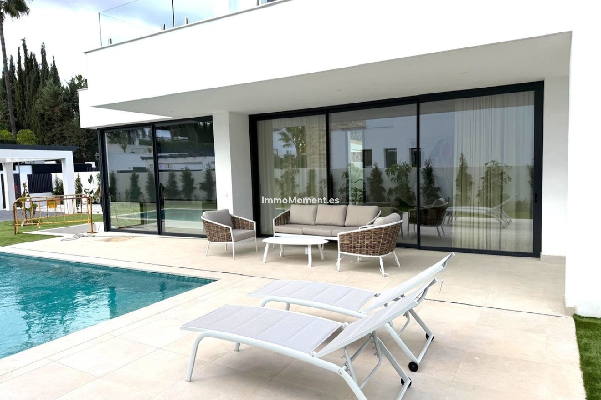Reventa - Villa independiente - Estepona  - Atalaya