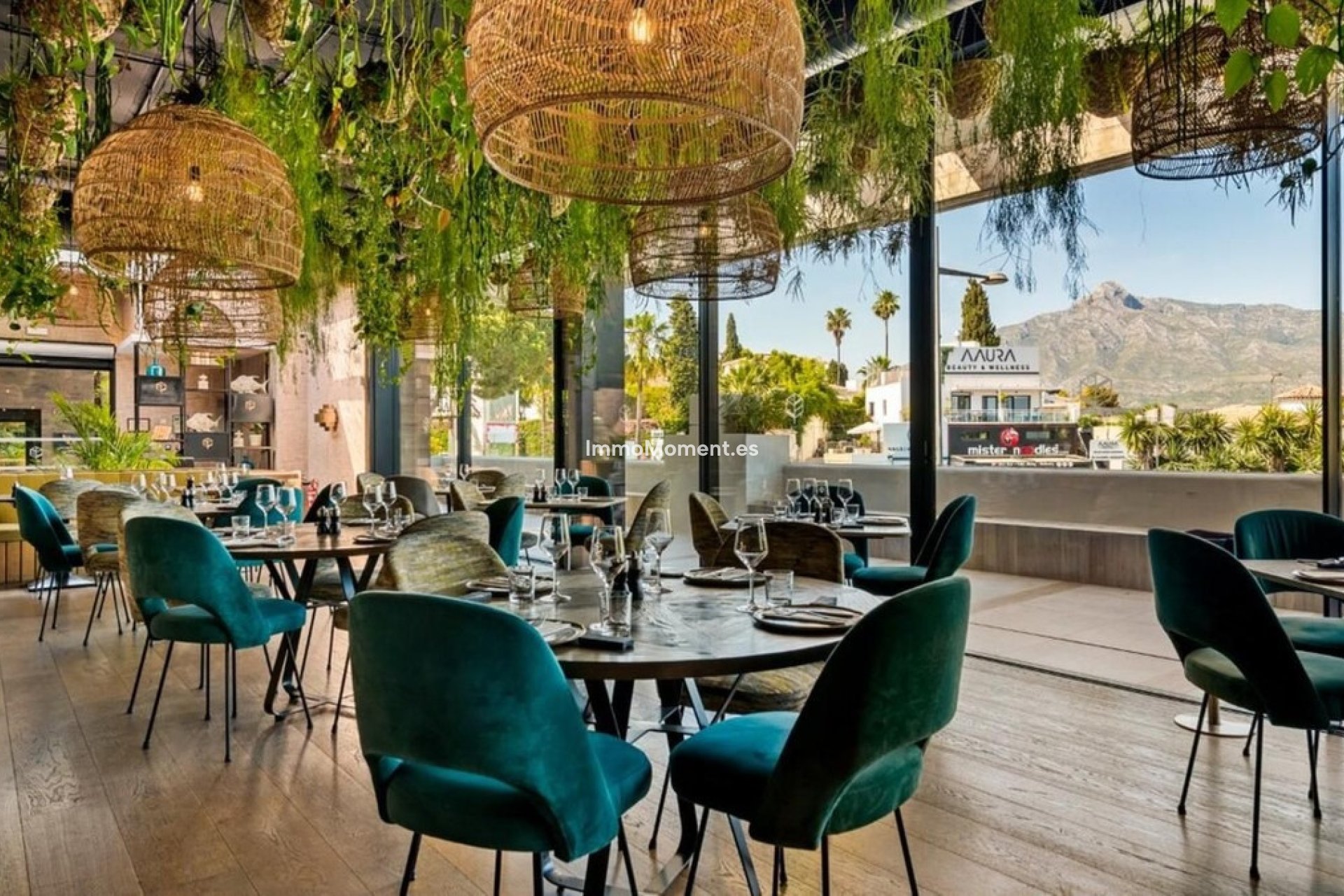 Reventa - Villa independiente - Estepona  - Atalaya