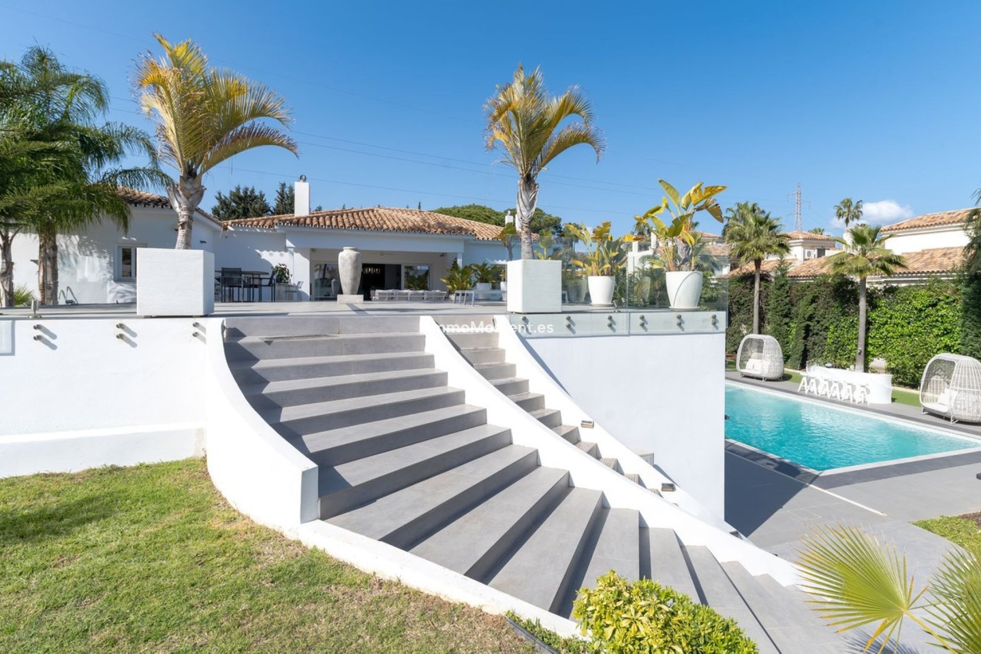 Reventa - Villa independiente - Estepona  - Atalaya