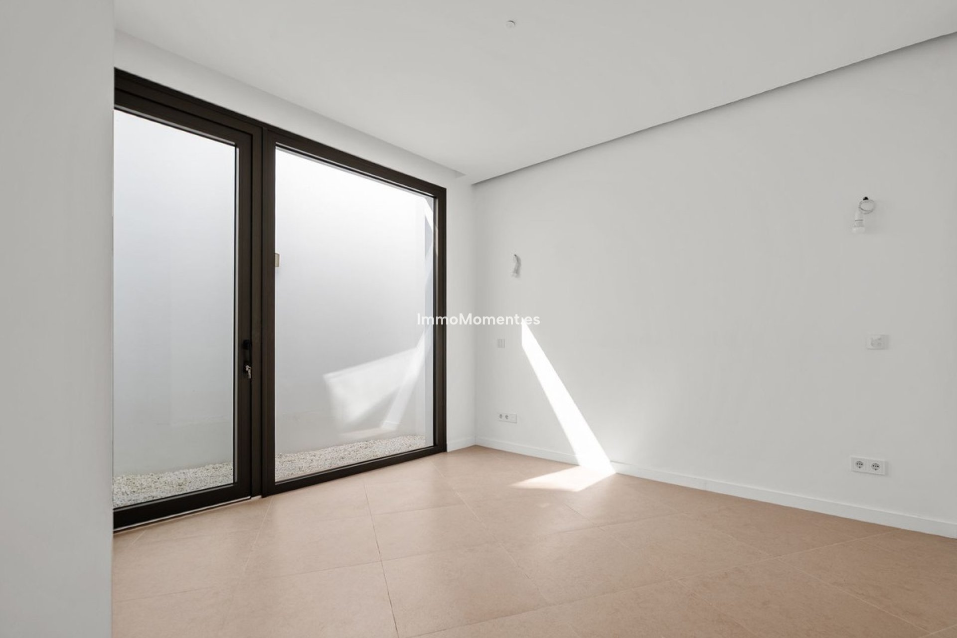Reventa - Villa independiente - Estepona  - Atalaya