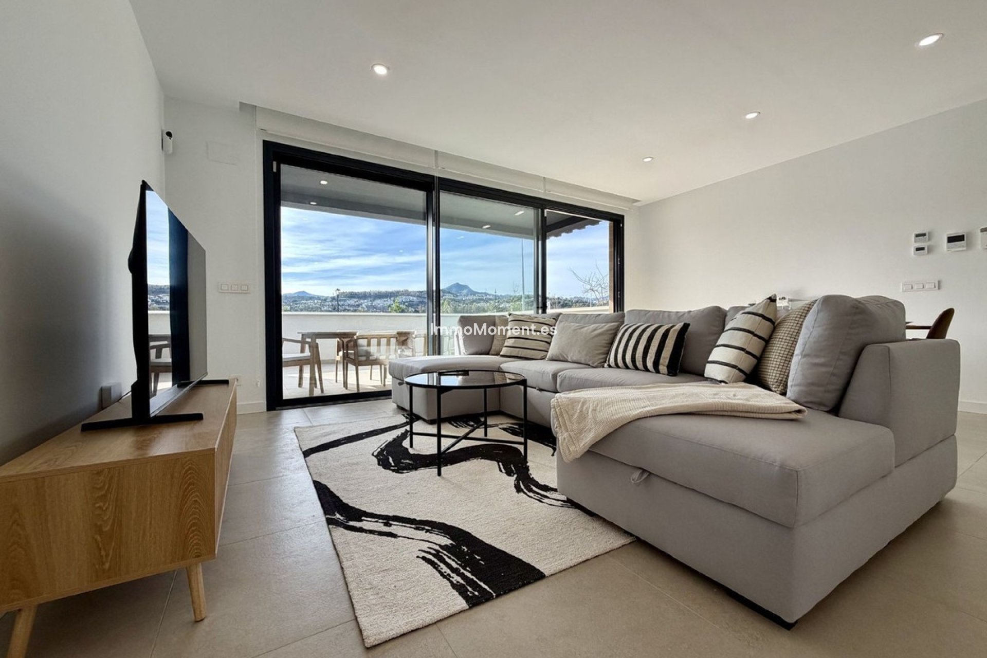 Reventa - Villa independiente - Estepona  - Atalaya
