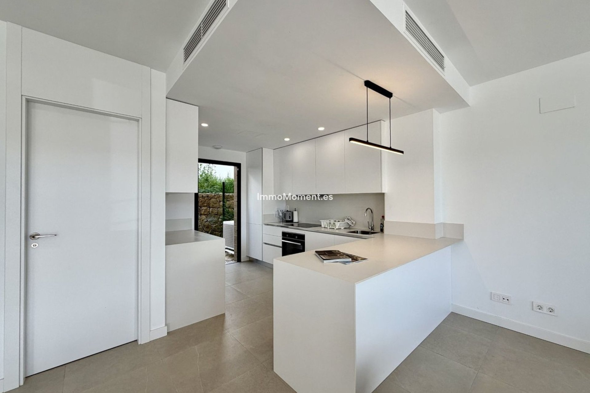 Reventa - Villa independiente - Estepona  - Atalaya
