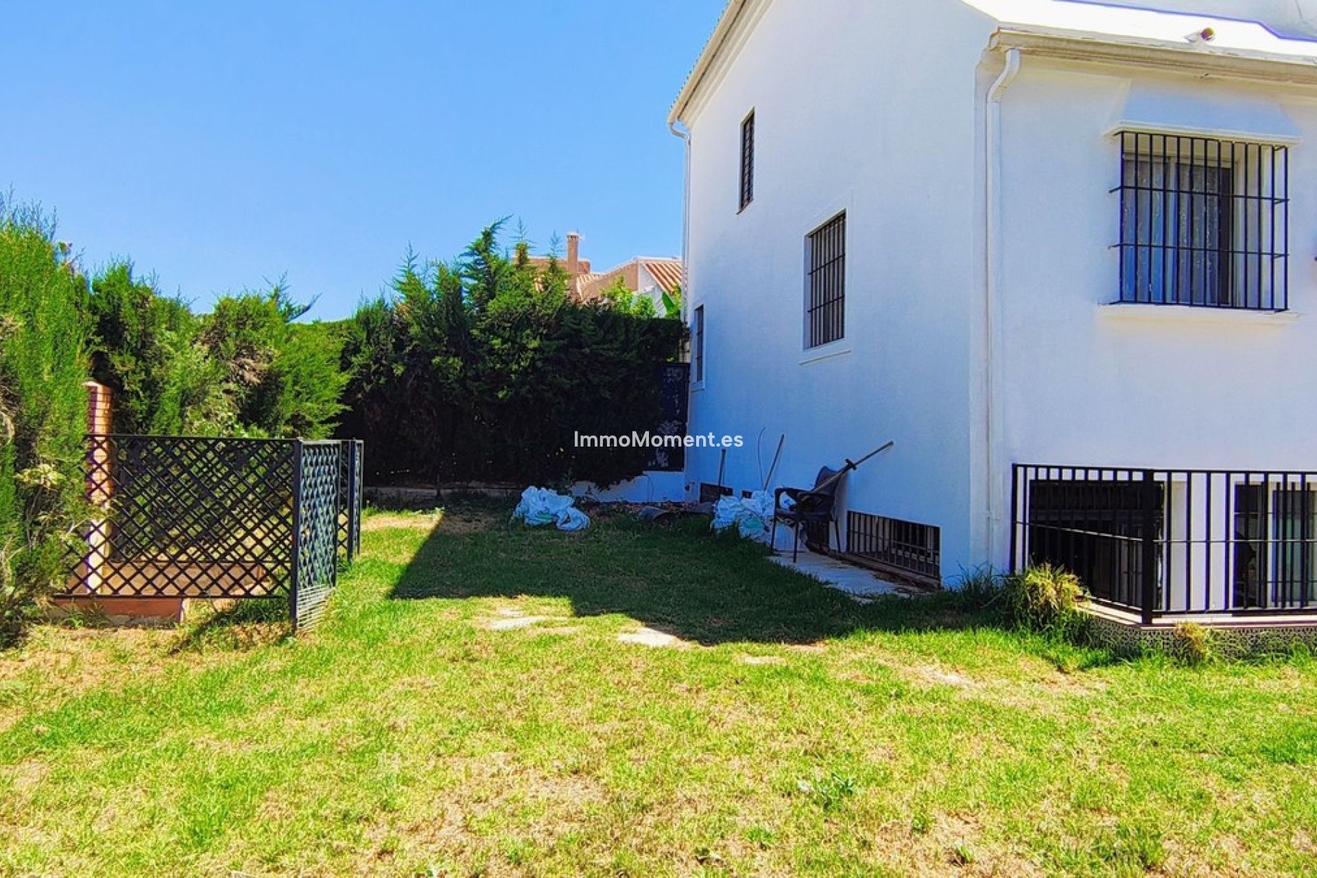 Reventa - Villa independiente - Estepona  - Atalaya