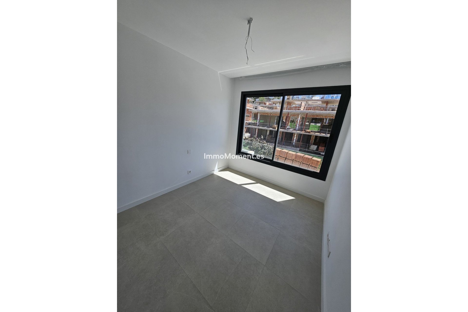Reventa - Villa independiente - Estepona  - Atalaya