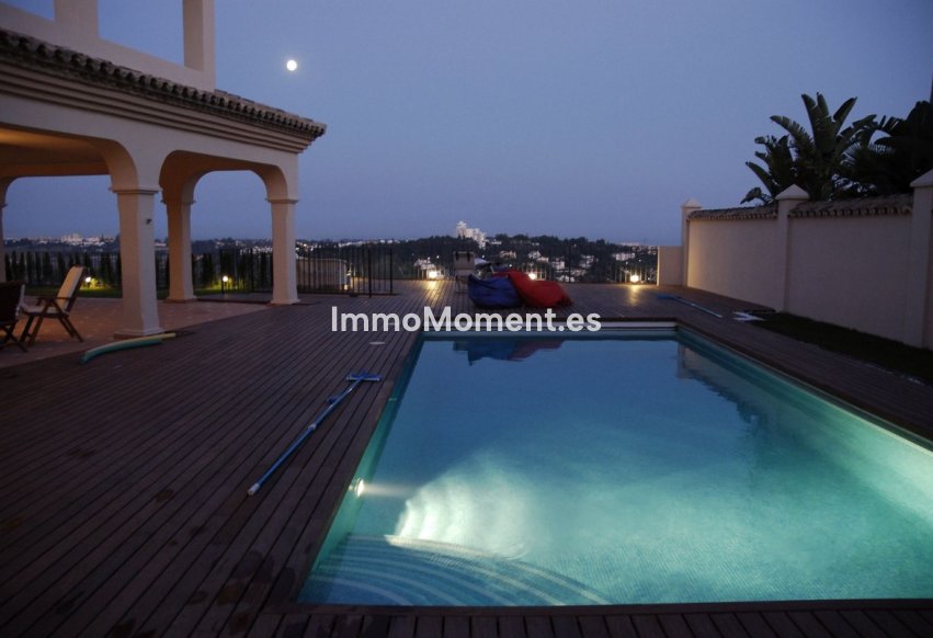 Reventa - Villa independiente - Estepona  - Atalaya