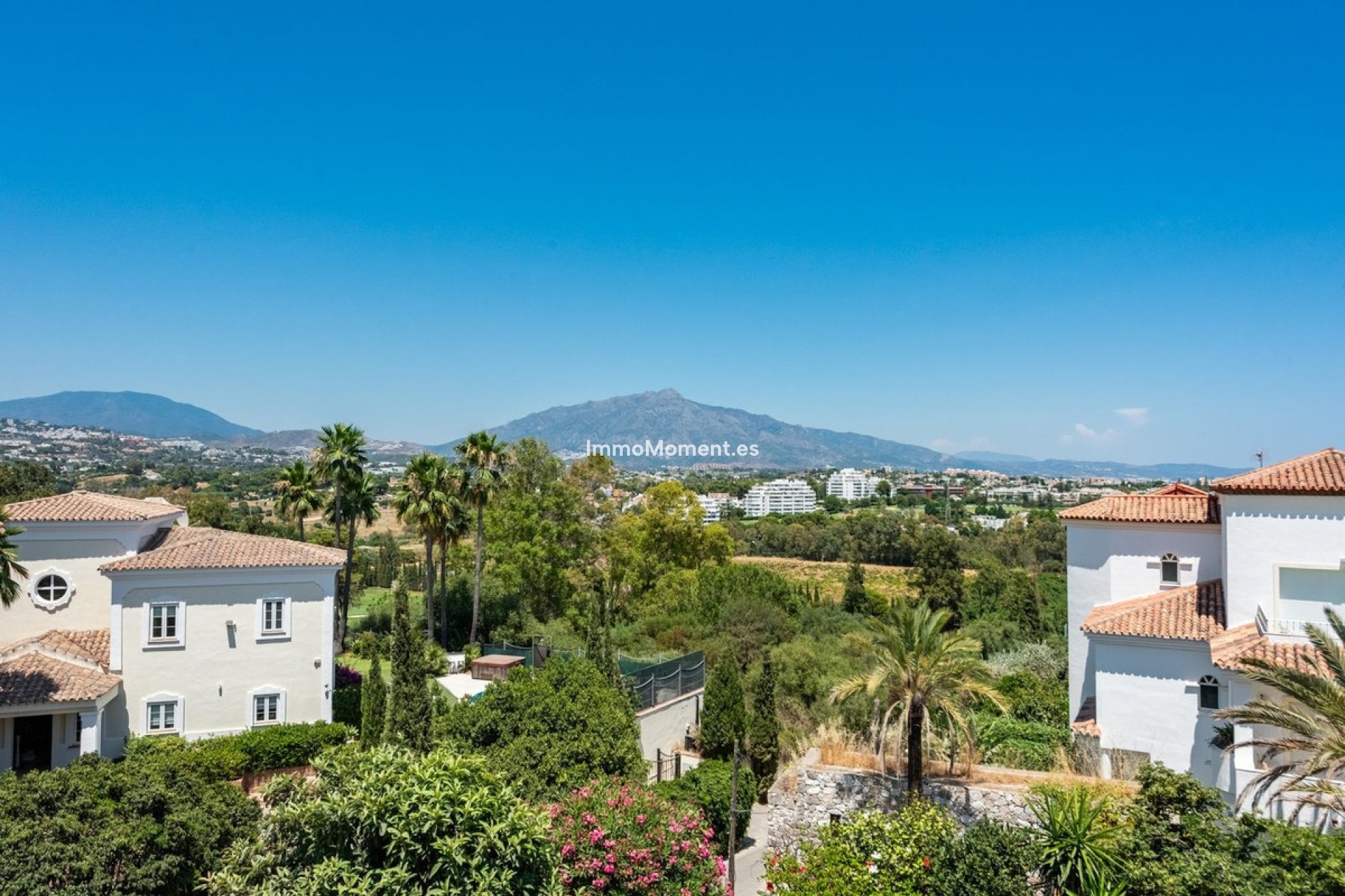 Reventa - Villa independiente - Estepona  - Atalaya