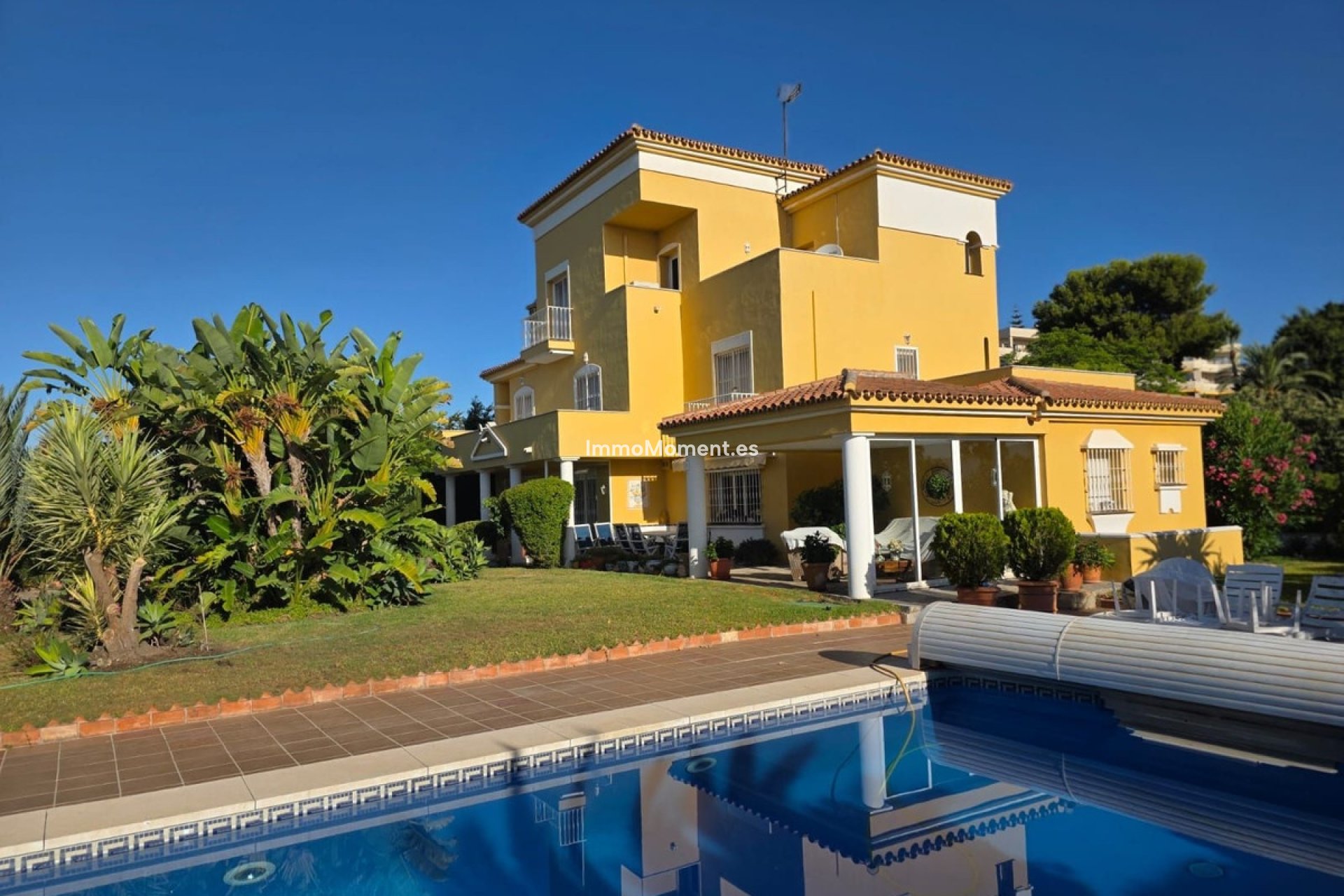 Reventa - Villa independiente - Estepona  - Atalaya