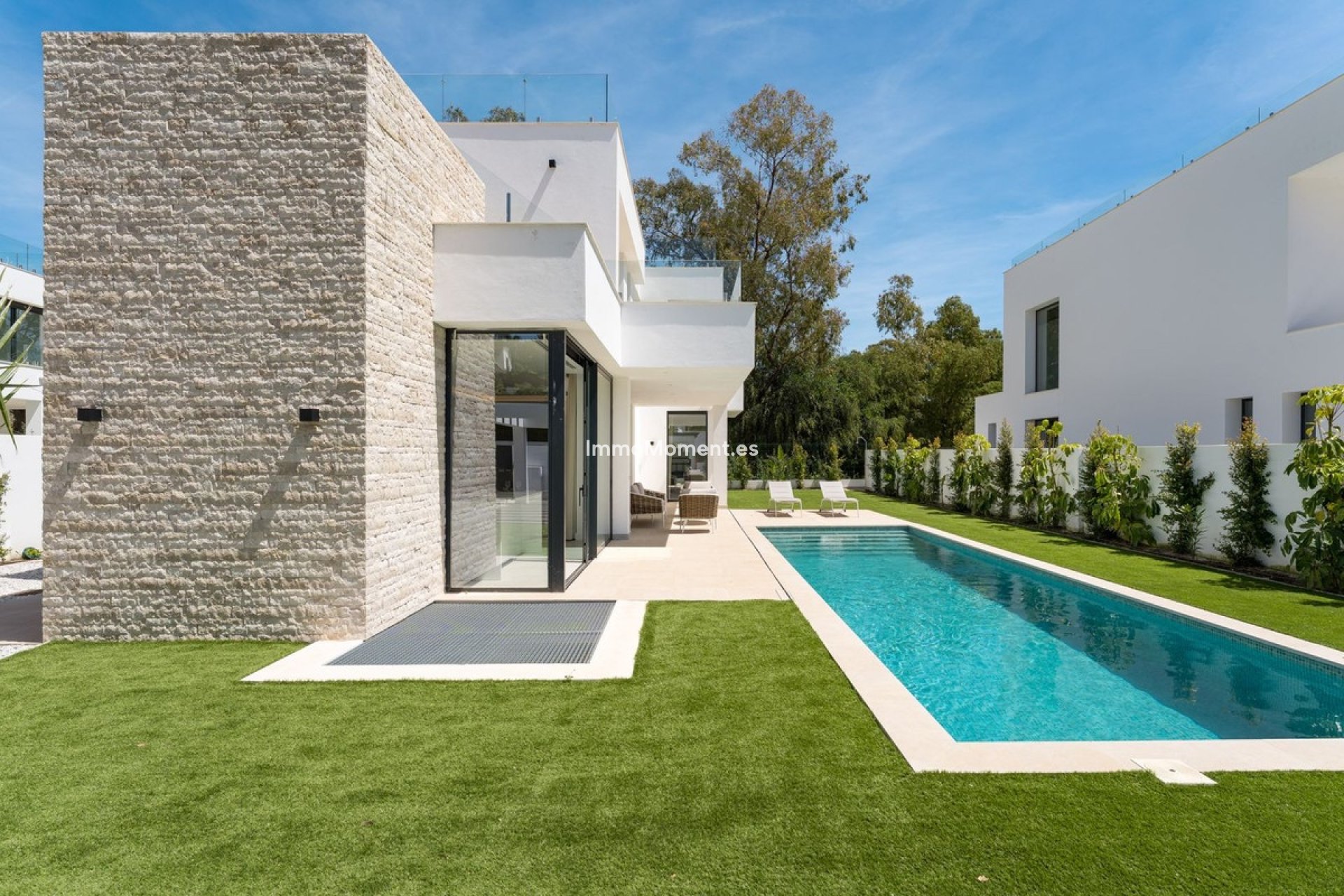 Reventa - Villa independiente - Estepona  - Atalaya