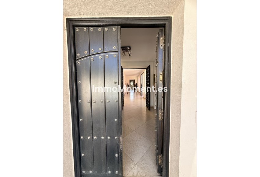 Reventa - Villa independiente - Estepona  - Bel Air