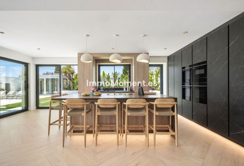 Reventa - Villa independiente - Estepona  - Bel Air