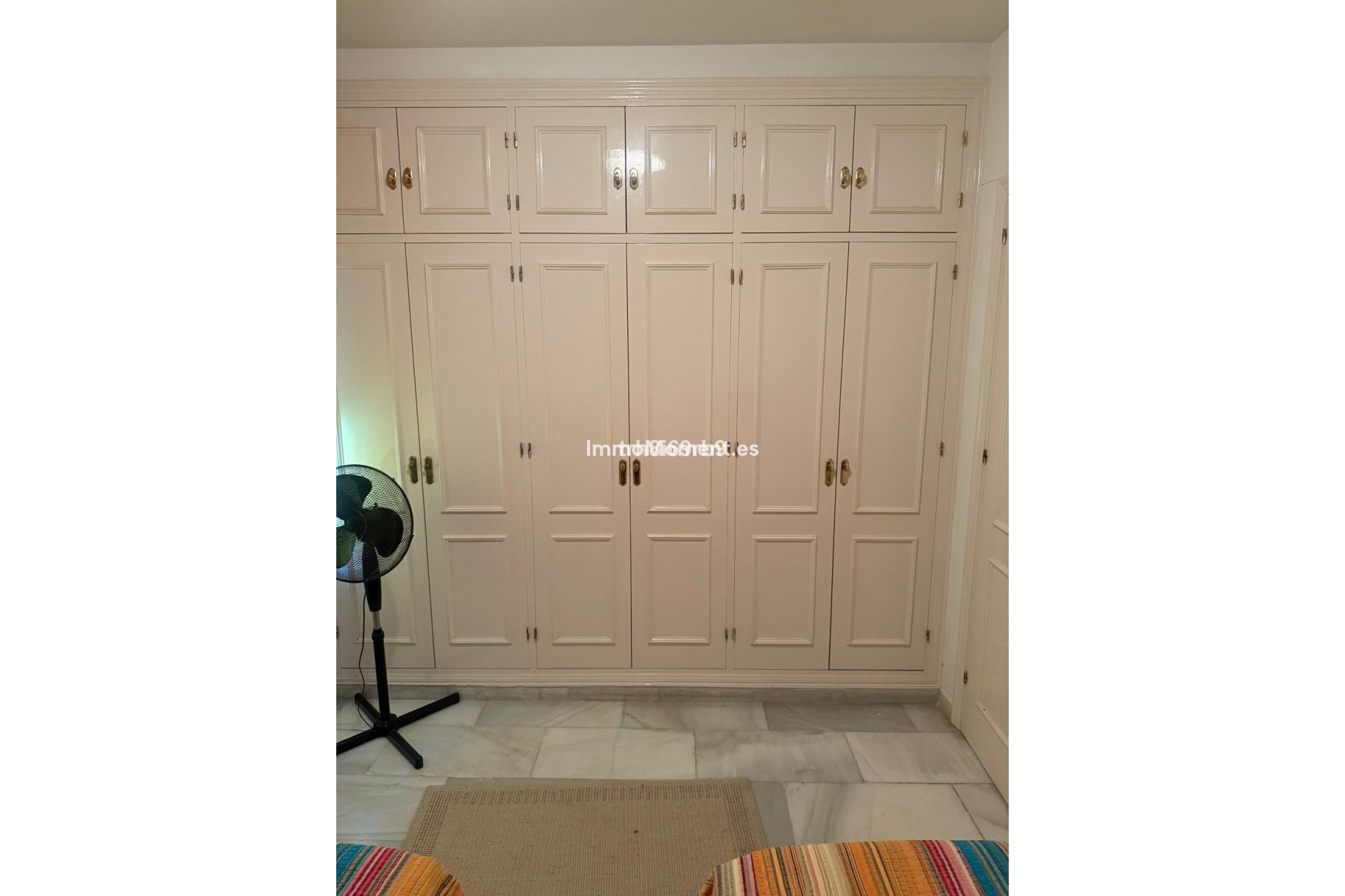 Reventa - Villa independiente - Estepona  - Benamara