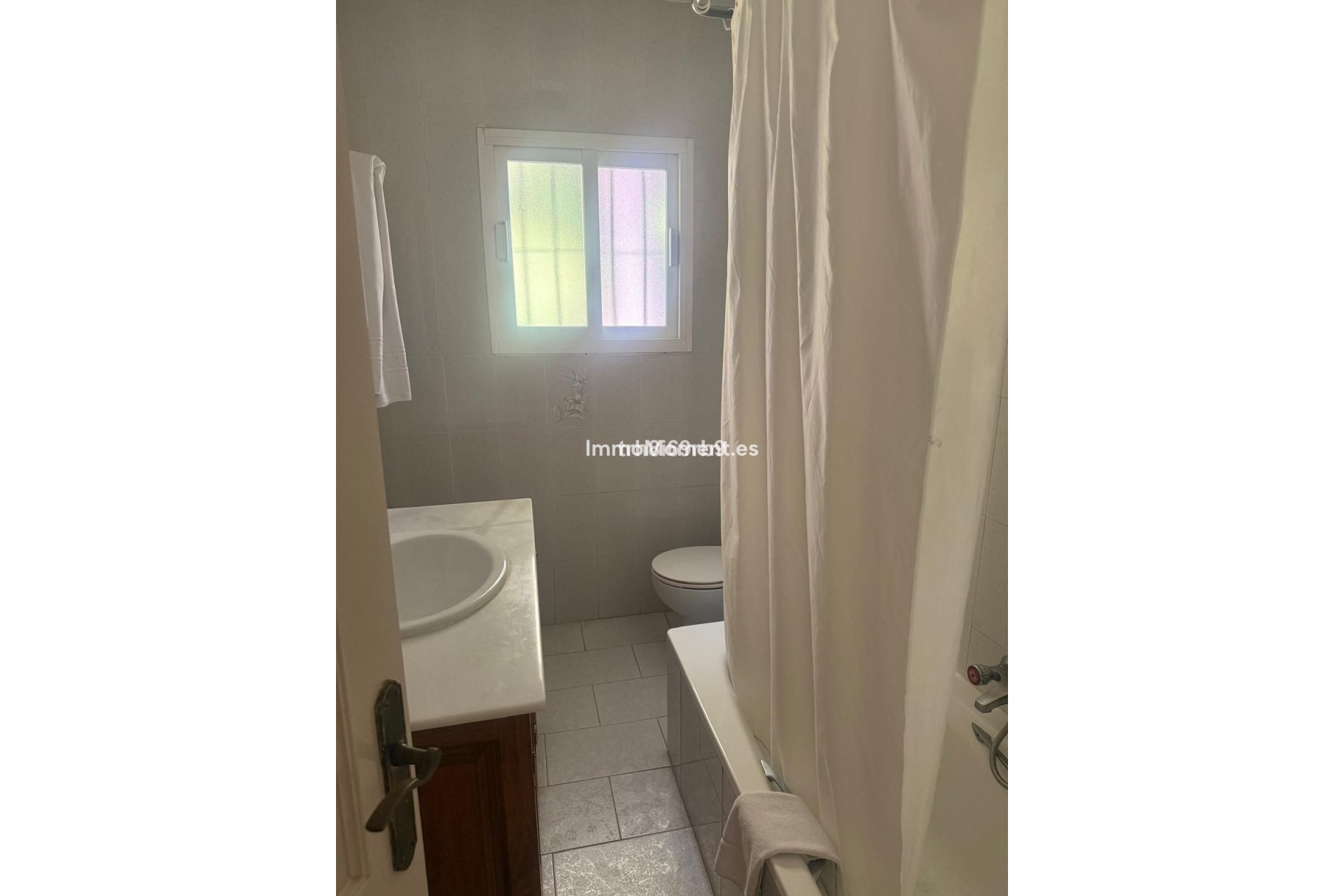 Reventa - Villa independiente - Estepona  - Benamara