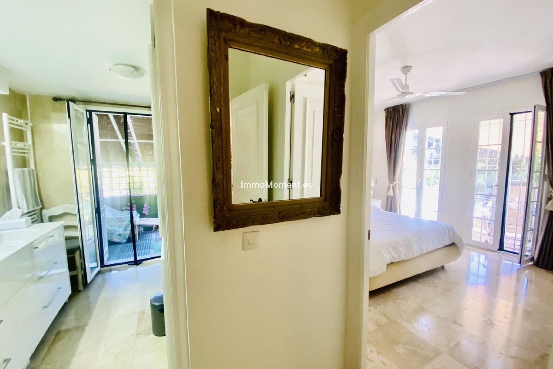 Reventa - Villa independiente - Estepona  - Benamara