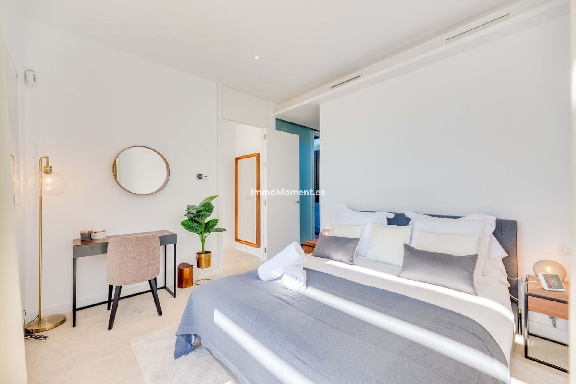 Reventa - Villa independiente - Estepona  - Cancelada