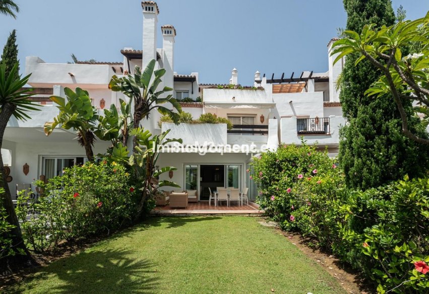 Reventa - Villa independiente - Estepona  - Costalita