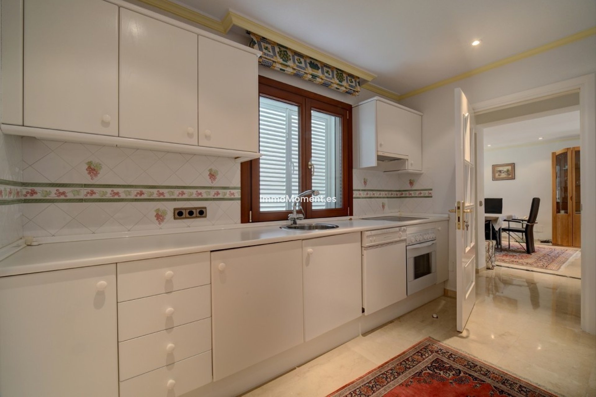 Reventa - Villa independiente - Estepona  - Costalita
