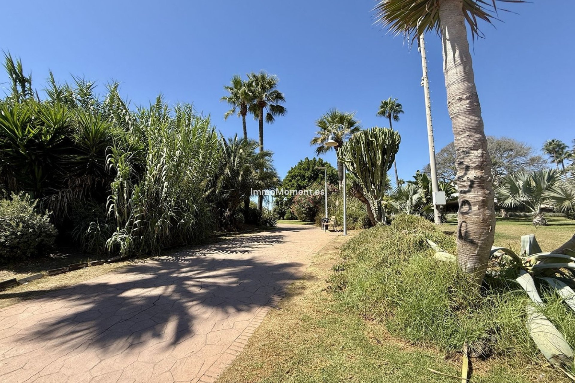 Reventa - Villa independiente - Estepona  - Costalita