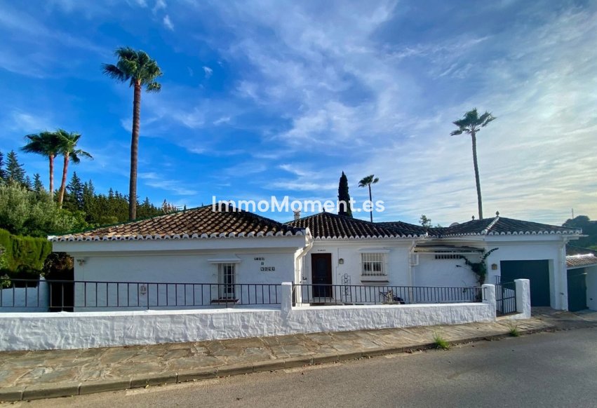 Reventa - Villa independiente - Estepona  - El Padron