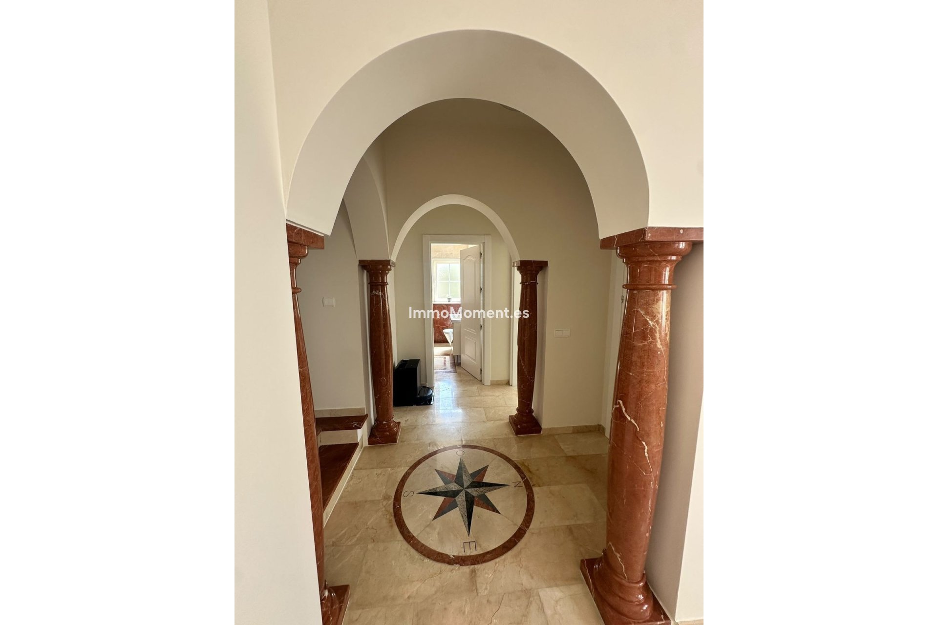 Reventa - Villa independiente - Estepona  - Estepona Centro