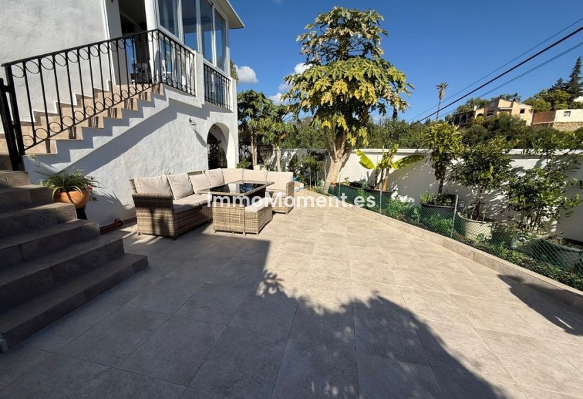 Reventa - Villa independiente - Estepona  - Estepona Centro