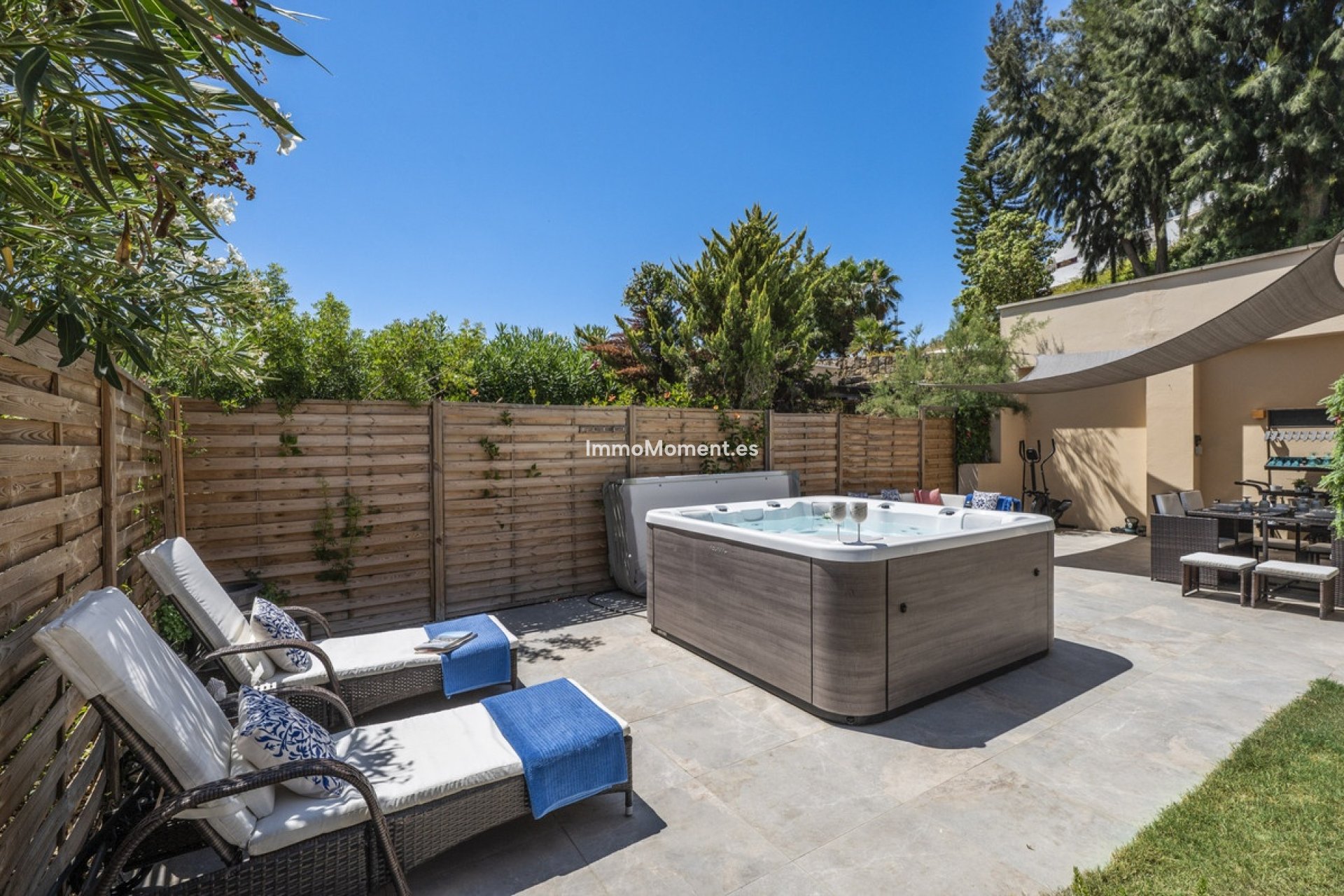 Reventa - Villa independiente - Estepona  - Estepona Centro
