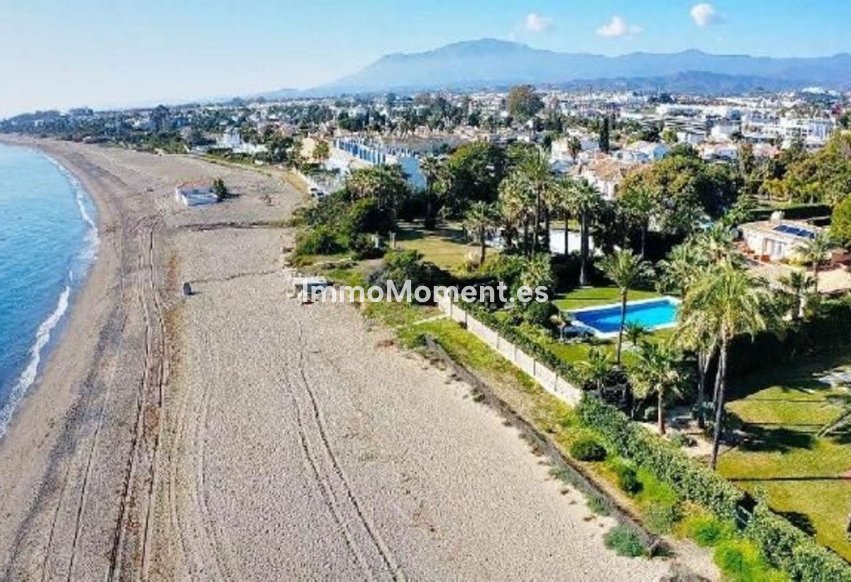 Reventa - Villa independiente - Estepona  - Estepona Centro