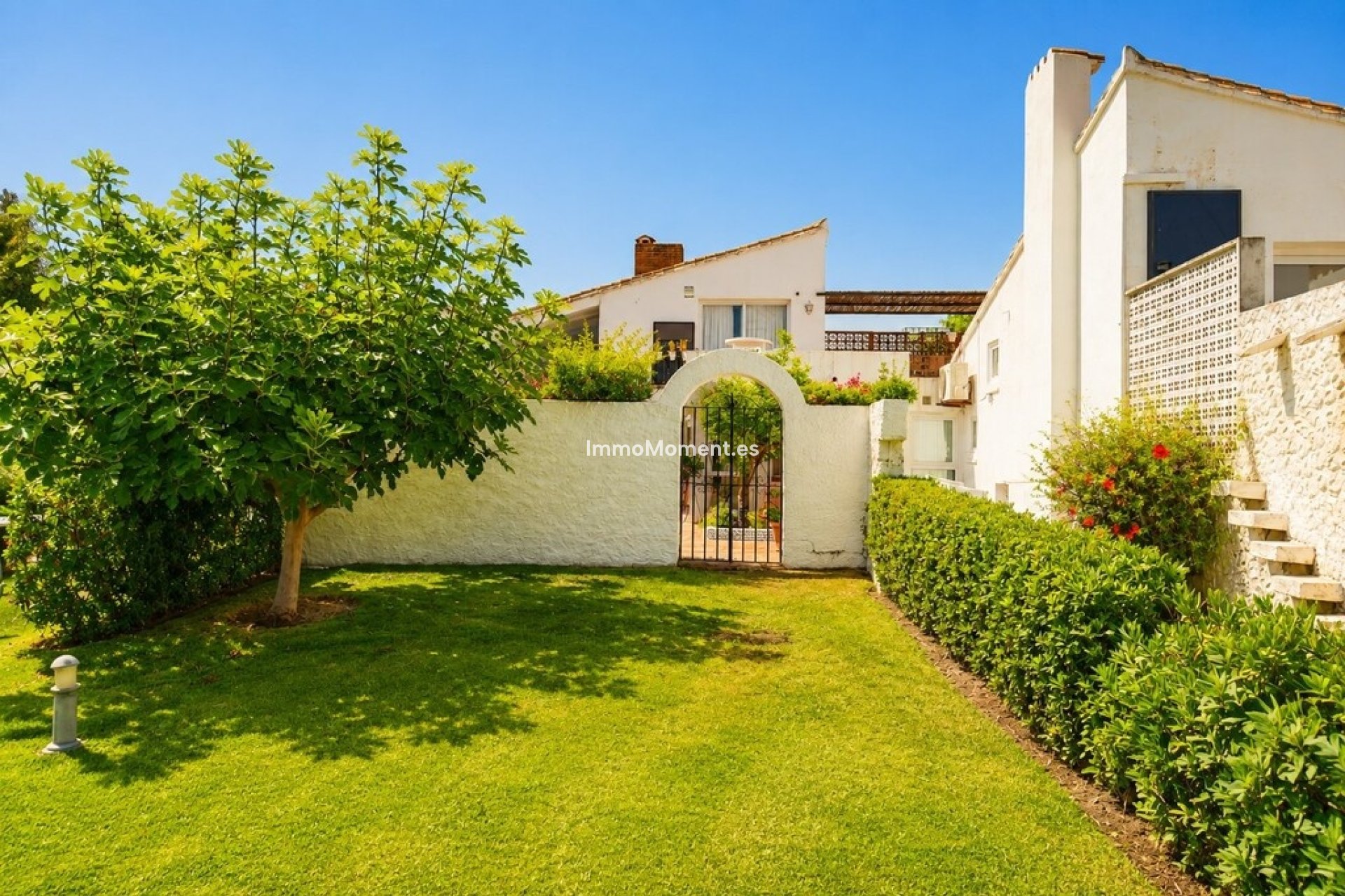 Reventa - Villa independiente - Estepona  - Estepona Centro