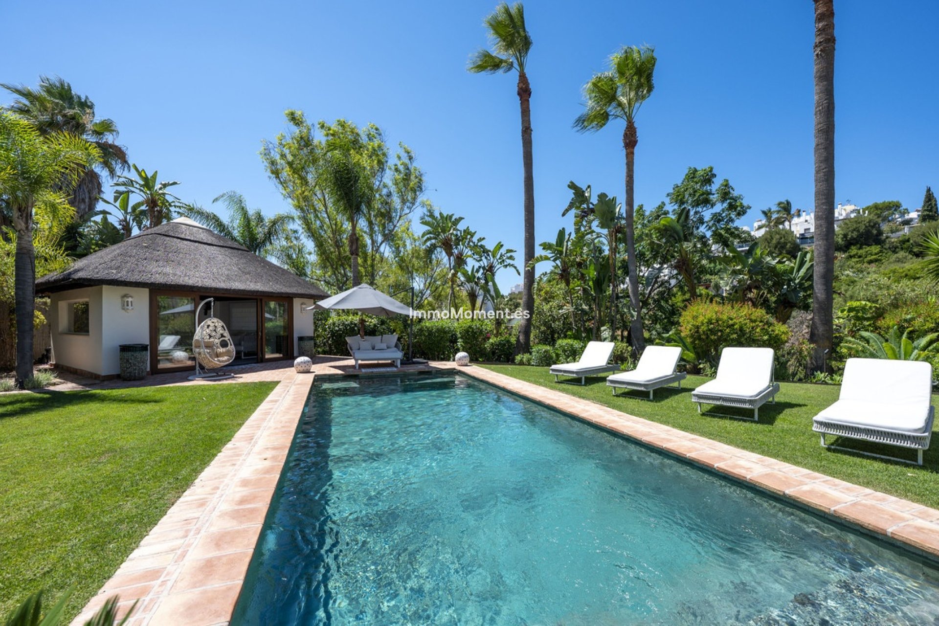 Reventa - Villa independiente - Estepona  - Estepona Centro