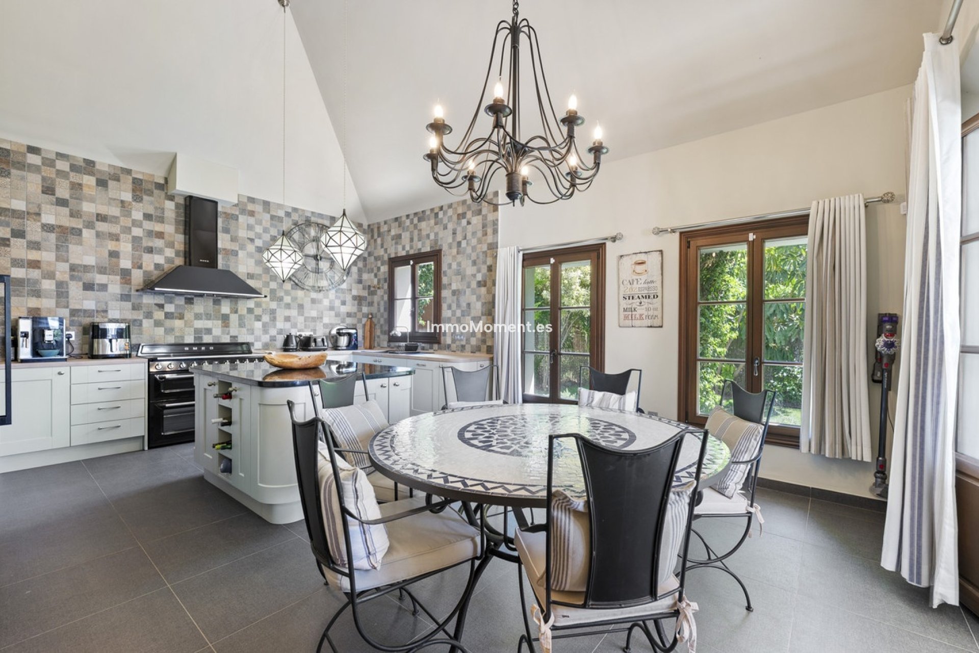 Reventa - Villa independiente - Estepona  - Estepona Centro