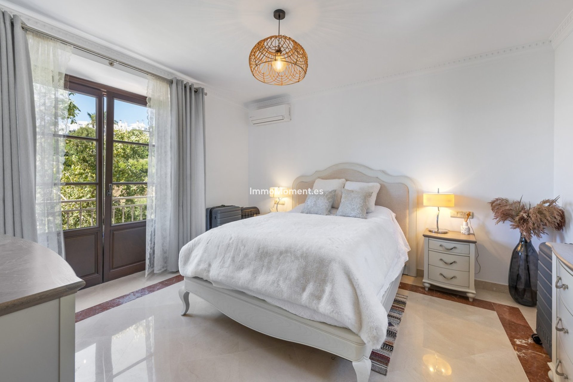 Reventa - Villa independiente - Estepona  - Estepona Centro