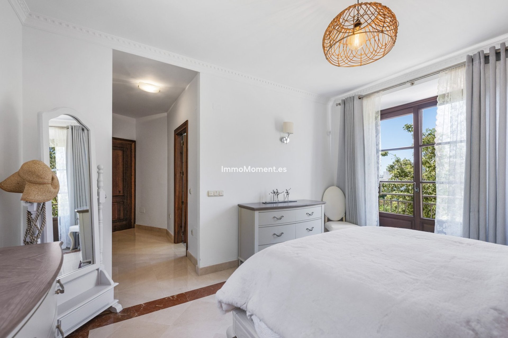 Reventa - Villa independiente - Estepona  - Estepona Centro