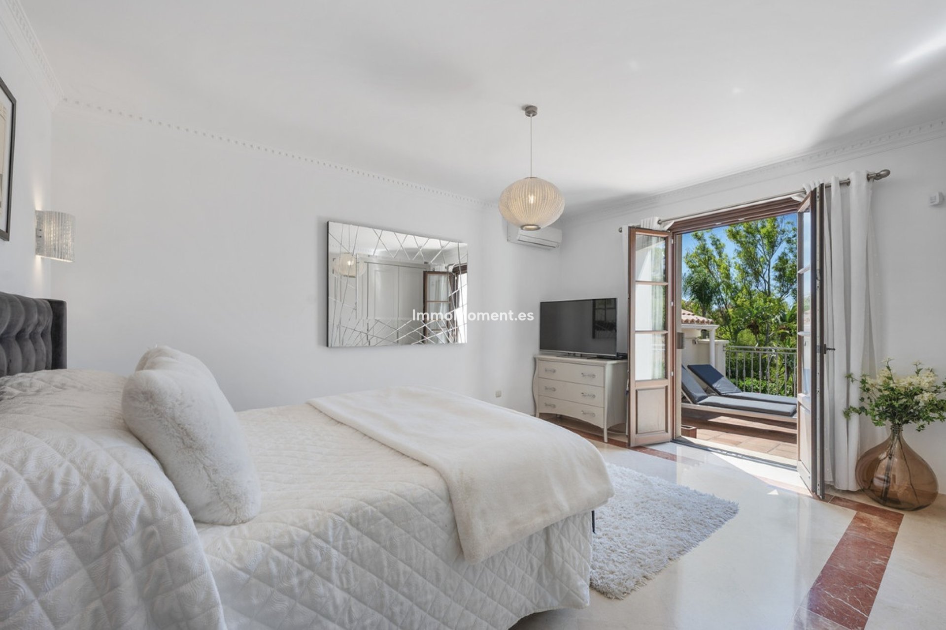 Reventa - Villa independiente - Estepona  - Estepona Centro