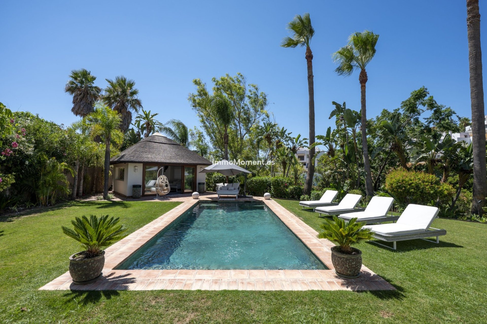 Reventa - Villa independiente - Estepona  - Estepona Centro