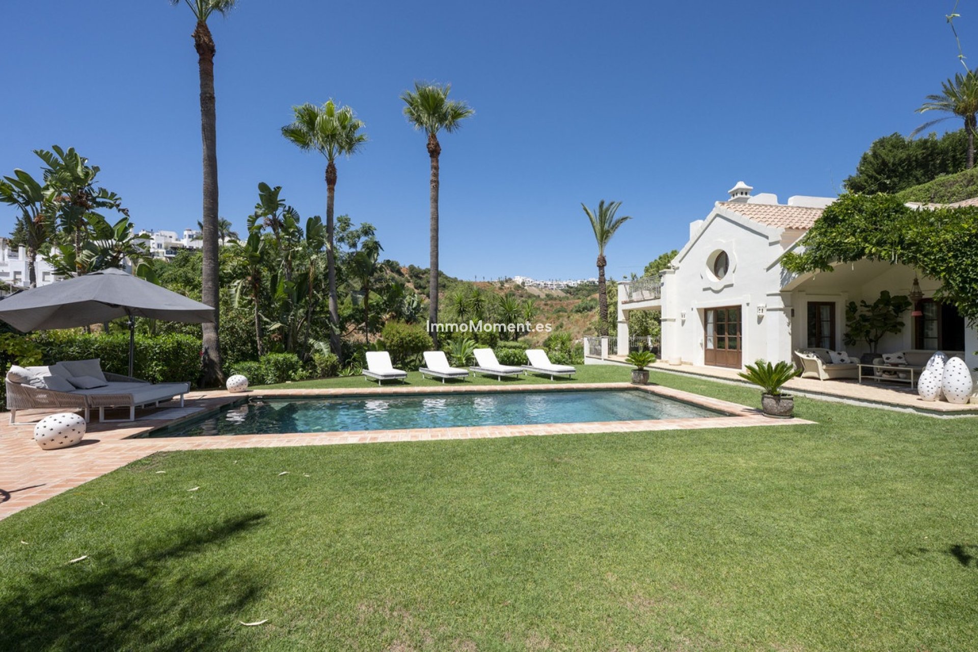 Reventa - Villa independiente - Estepona  - Estepona Centro