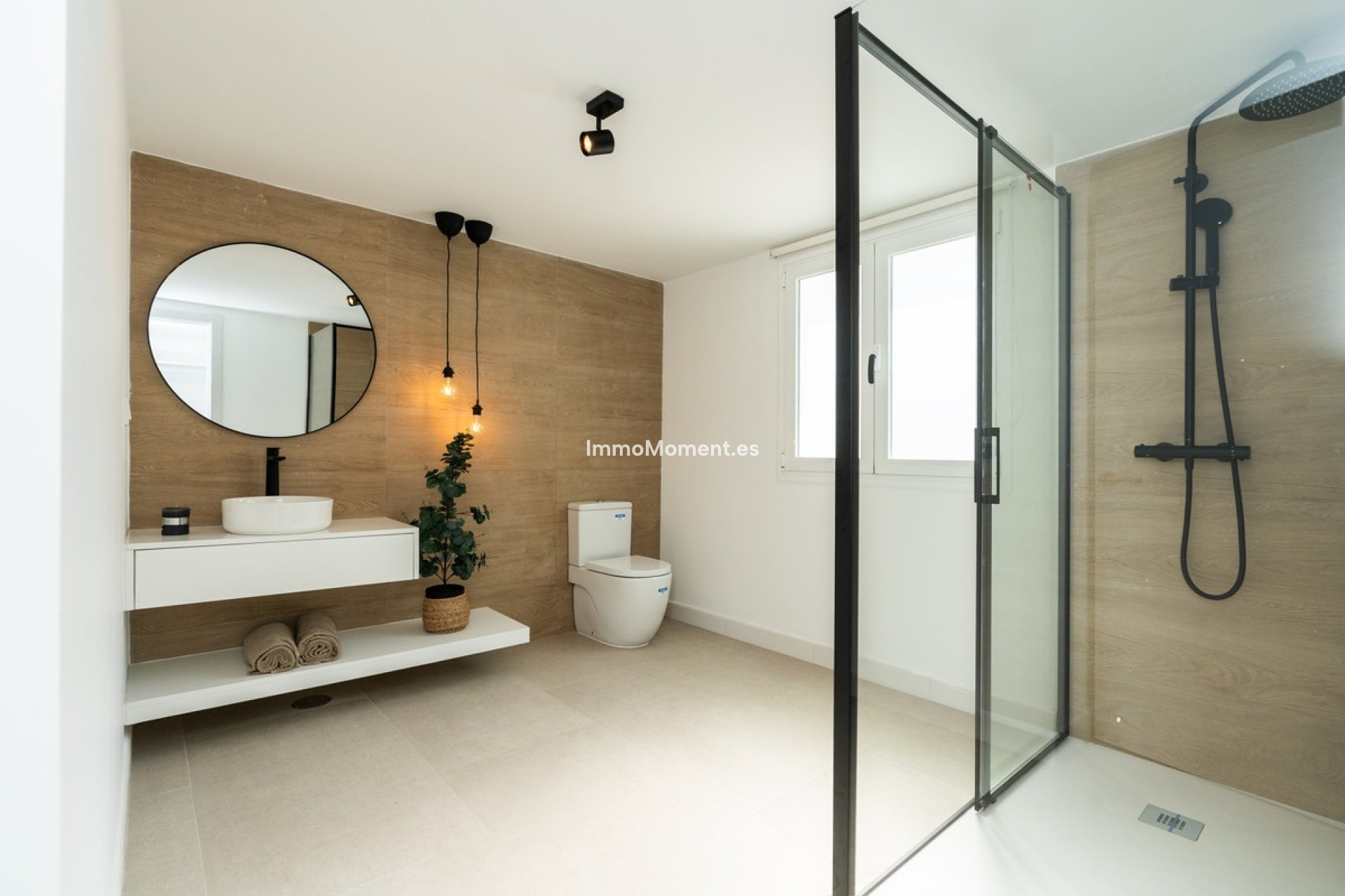 Reventa - Villa independiente - Estepona  - Estepona Centro