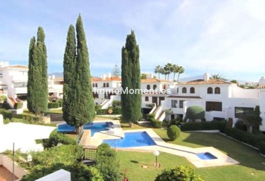 Reventa - Villa independiente - Estepona  - Estepona Centro