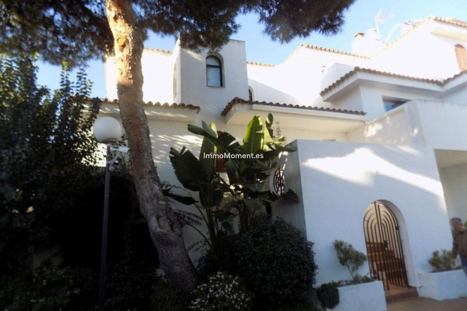 Reventa - Villa independiente - Estepona  - Estepona Centro